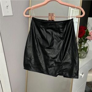 windsor black faux leather skirt with slit on the side #business #fall